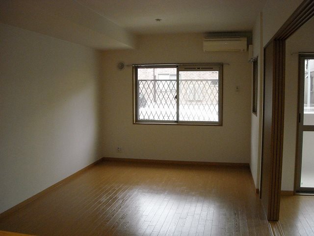 ルミナス リビング