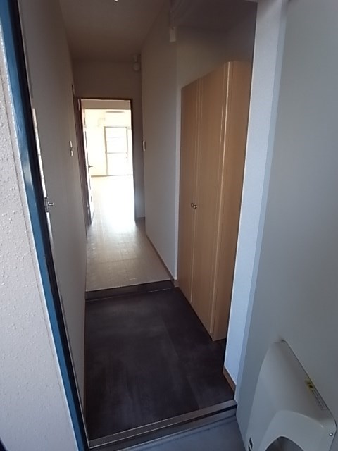 シャン・ド・フルール 玄関