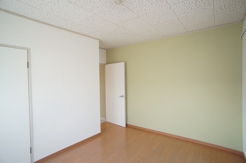 メゾンアルカディア ベッドルーム