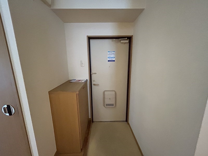 アベニュー山下 玄関