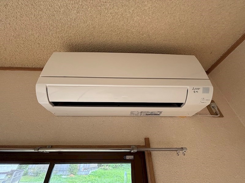 White Tablet East その他3