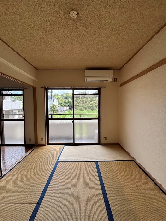 White Tablet East その他5