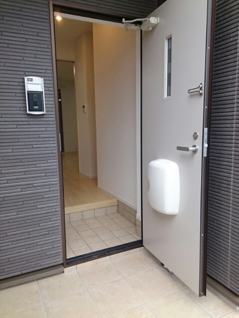 サンリット　泉 玄関