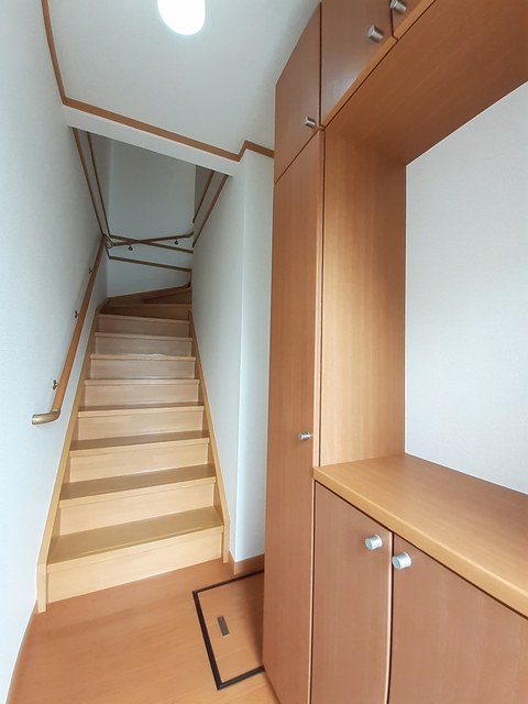 エスカール小池 玄関