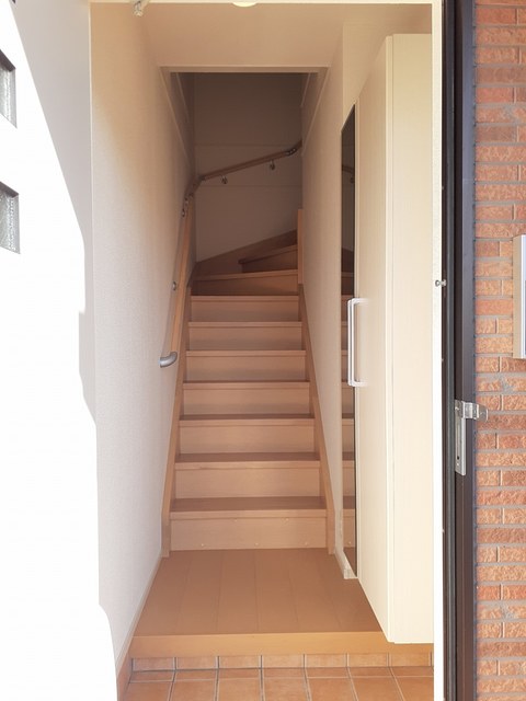 デュランタ小松 玄関