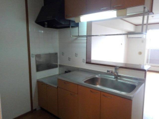 メゾン・オー　スリー キッチン