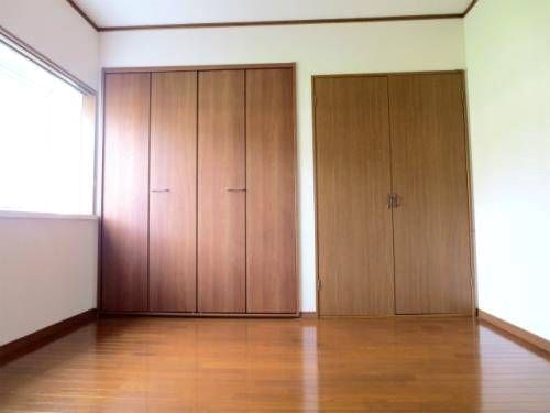 メゾンアントレーブA ベッドルーム