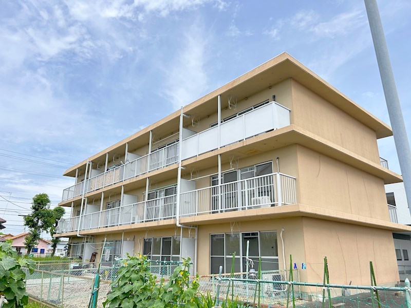 マンション沖之苑 301号室 外観