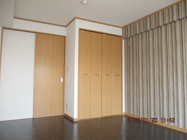 メイクスⅠ　八幡 リビング