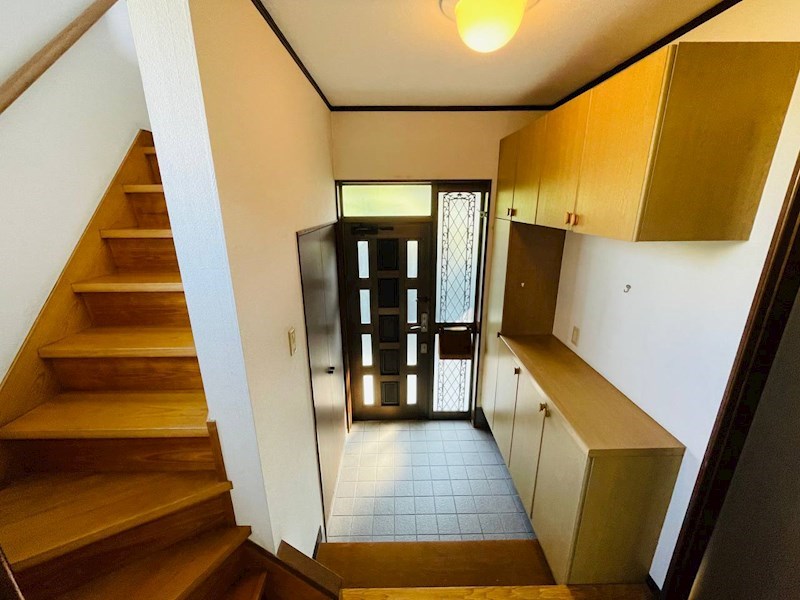 米津町戸建て 玄関