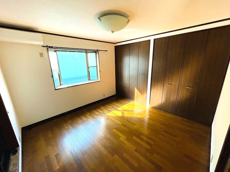 米津町戸建て ベッドルーム