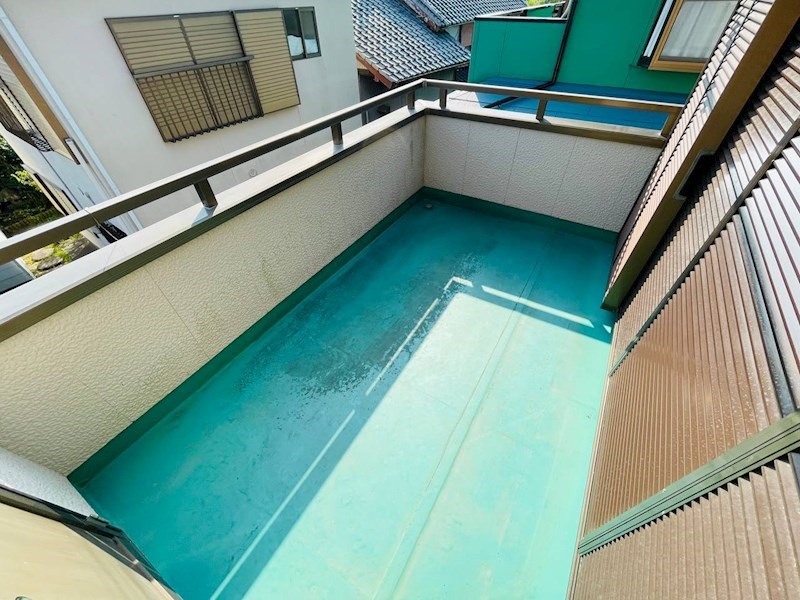 米津町戸建て ベランダ