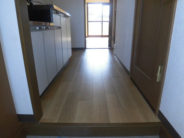 ハミング愛野 玄関