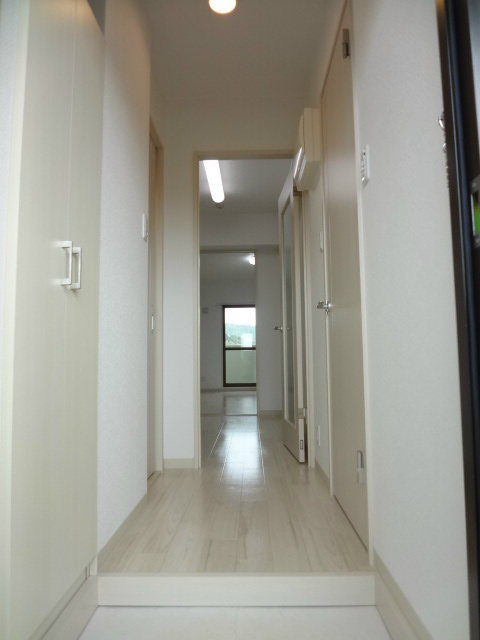 ローテローザⅡ 玄関