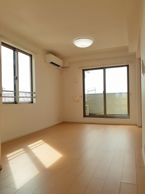 コラール リビング