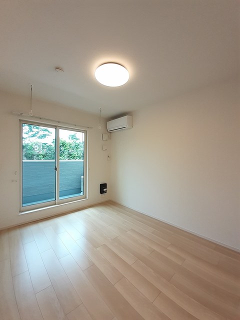 メゾン八番館 リビング