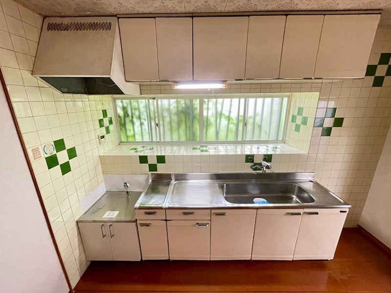 泉1丁目戸建 キッチン