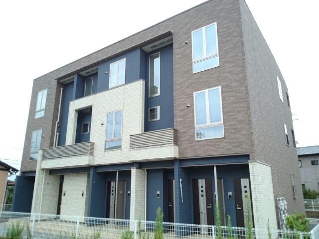 クイリナーレ 203号室 外観