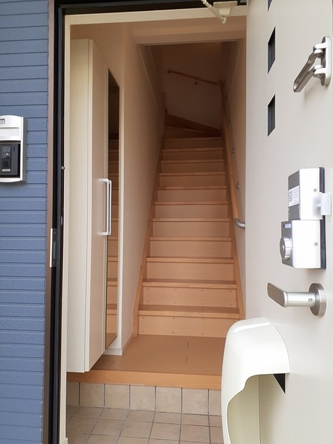 クイリナーレ 玄関