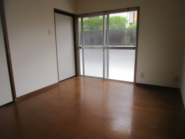 鴨江2丁目借家 リビング