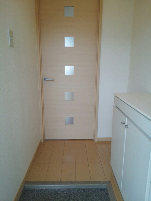 トリアノンパストラル 玄関