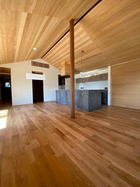 袋井市新池定期貸家 リビング