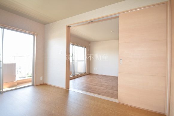 LUMIUS SANARUDAI ベッドルーム