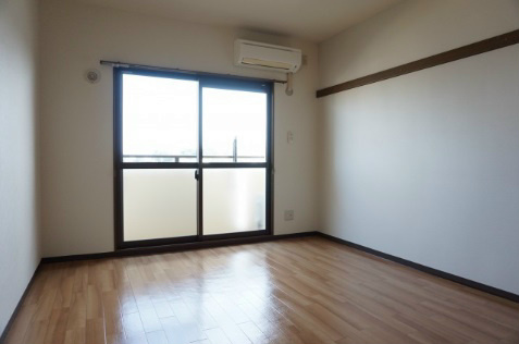 エレンシア ベッドルーム