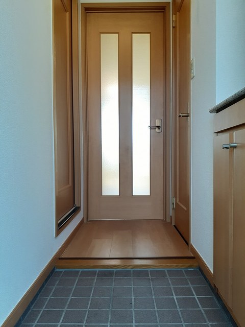 レーベンⅡ 玄関