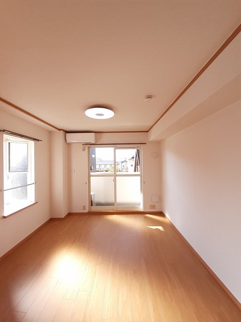 レーベンⅡ リビング