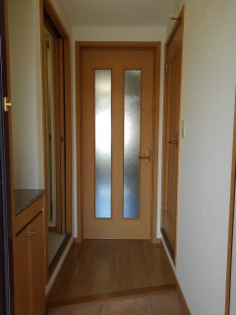 エレガンテフィールドⅠ 玄関