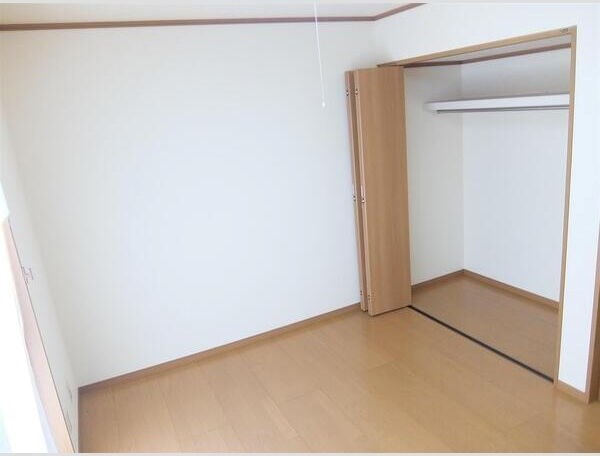 クリスタルⅡ リビング