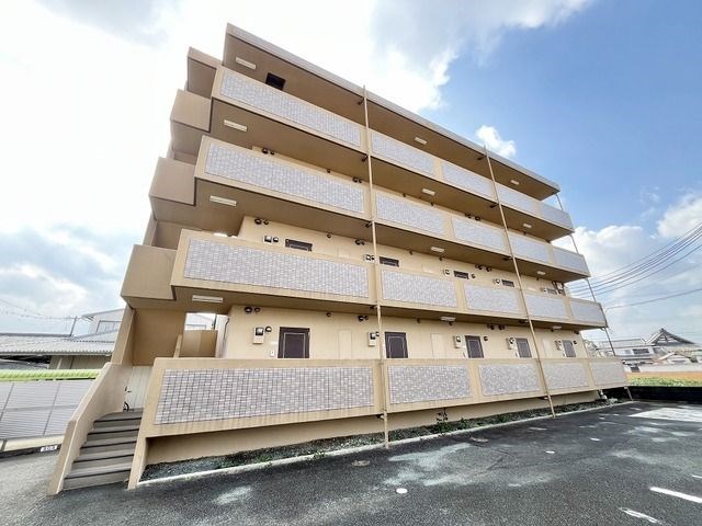 レイクルイーズ 402号室 外観