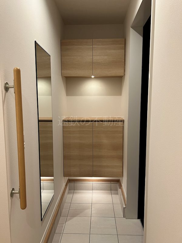 Kalmark海老塚 玄関