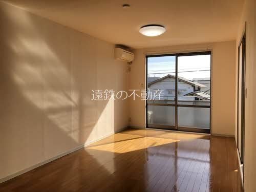 フローラ リビング