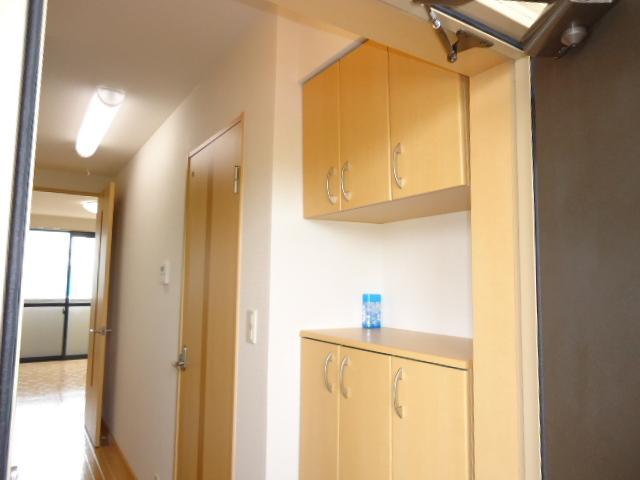 ＯＮＥ　ＰＩＥＣＥ（ワンピース） 玄関