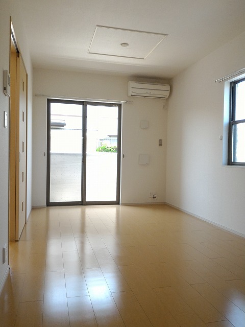 リーヴァ リビング