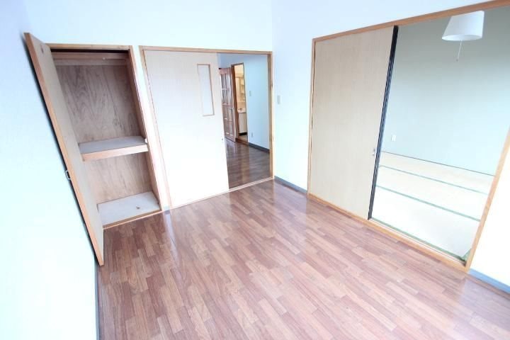 サニーコート高丘 ベッドルーム