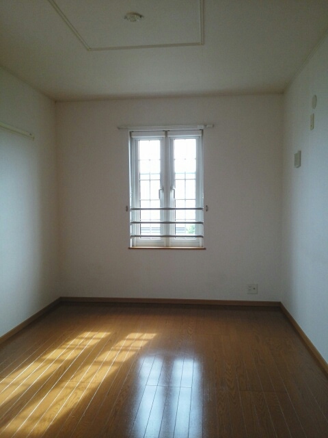 リヴ・プロムネイドＢ ベッドルーム