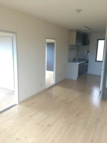 ウィステリア菊川 リビング