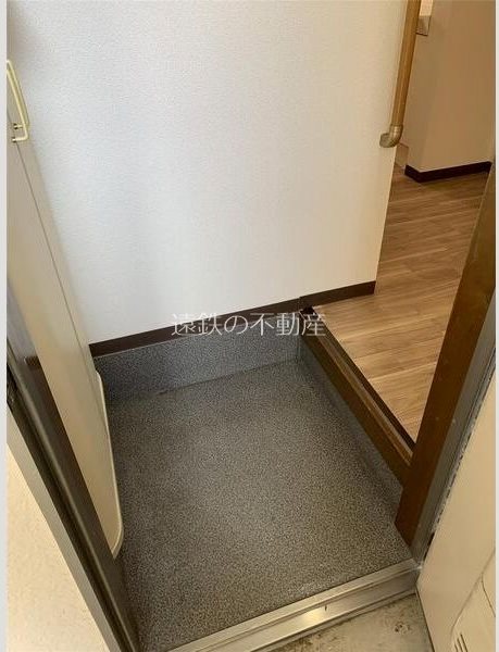 サンフラワーA 玄関