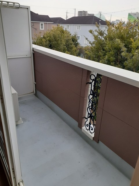 コンフォールＹ・Ｔ　Ⅱ ベランダ