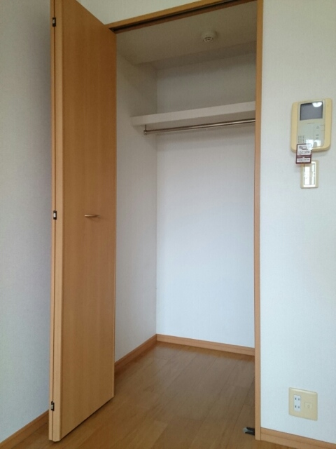 ラフィーネＦ その他3