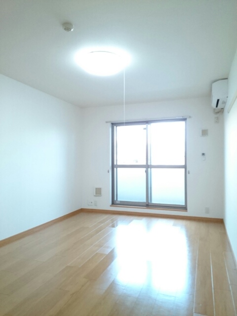 ラフィーネＦ リビング