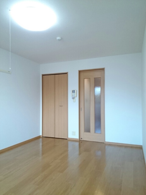 ラフィーネＦ ベッドルーム