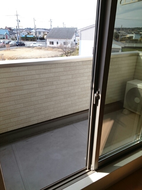 アン．サンク．ドゥ ベランダ