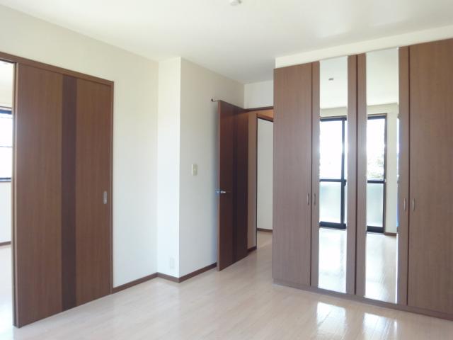 サンライトクロス ベッドルーム