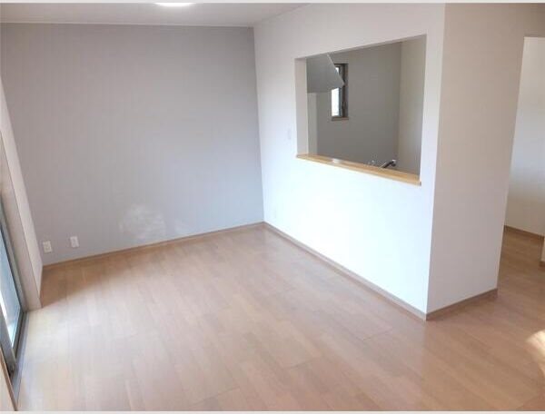 蜆塚1丁目貸家 リビング