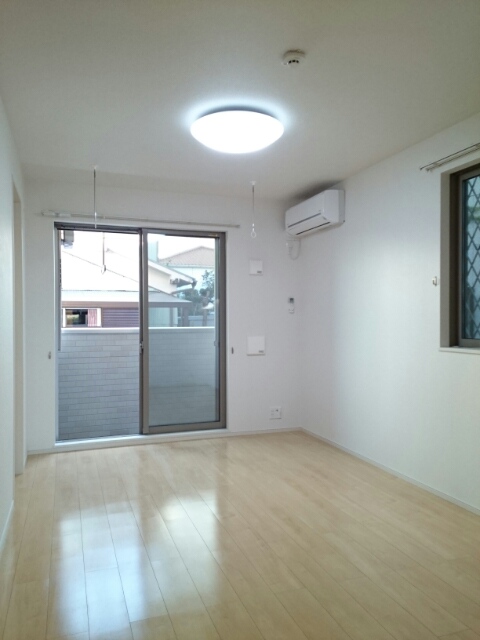 シュティル リビング