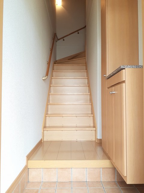 ベルプロムナードＡ 玄関